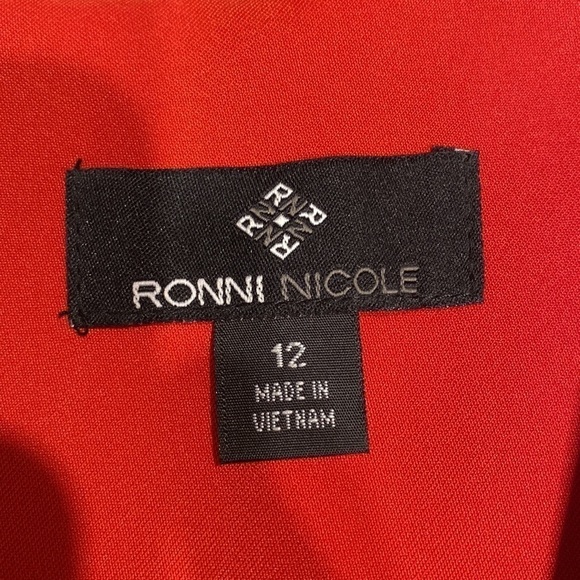 Y Ronni Nicole solid red zipper sleeveless stretch reg size a-line dress size 12 - Picture 4 of 4